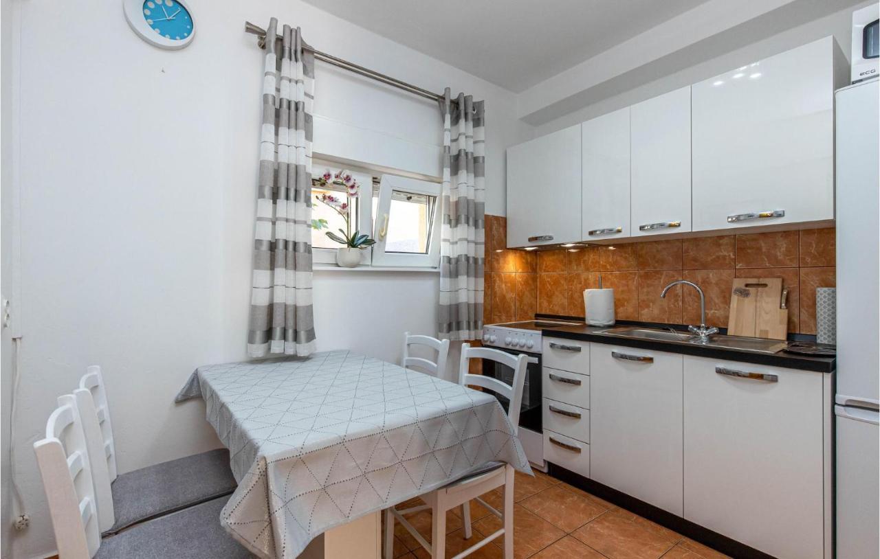 Amazing Apartment In Kostrena With 1 Bedrooms And Wifi Exterior photo